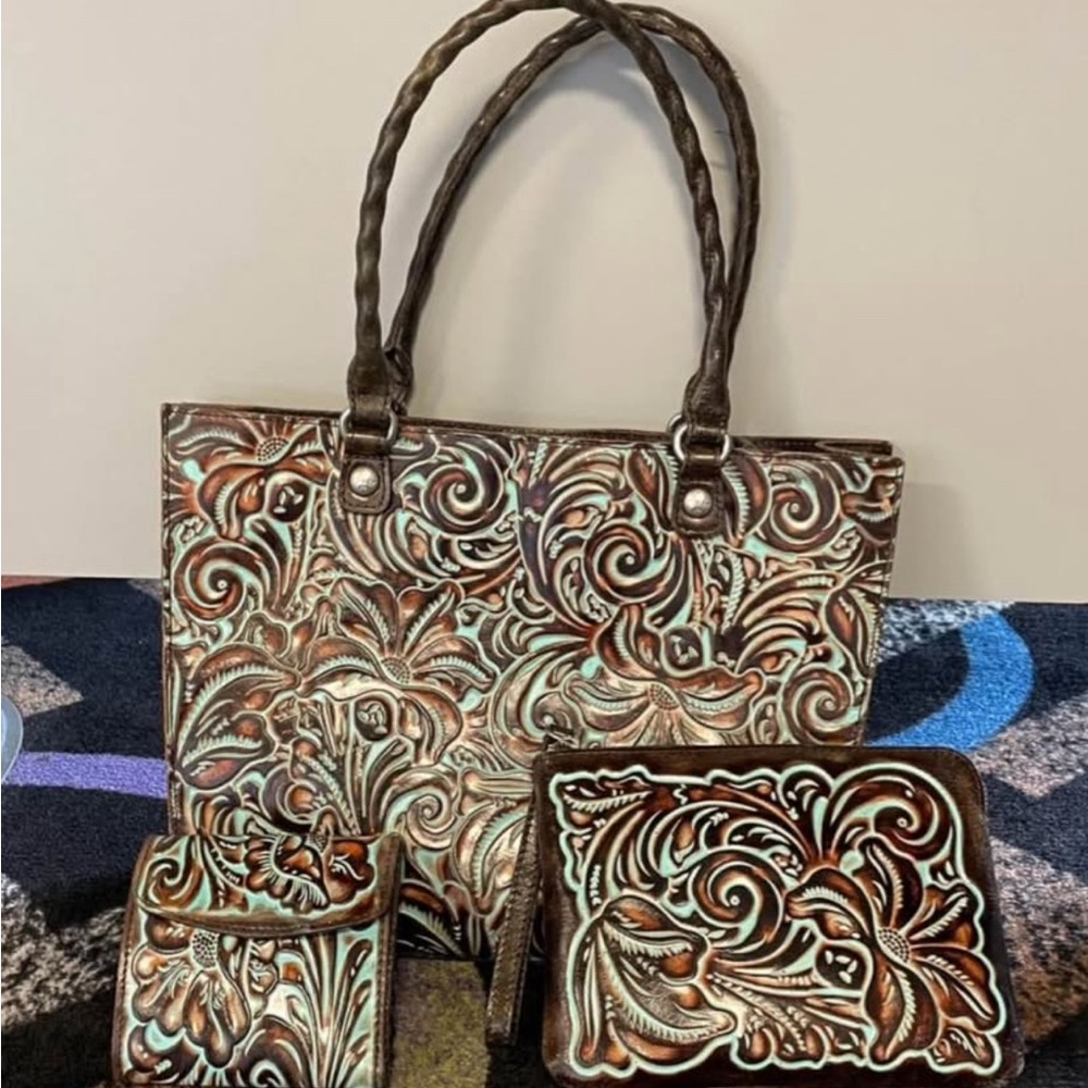 Elegant Brown and Turquoise Embossed Women's Bag Set